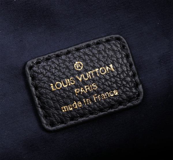 ルイヴィトンバッグ着用イメージ